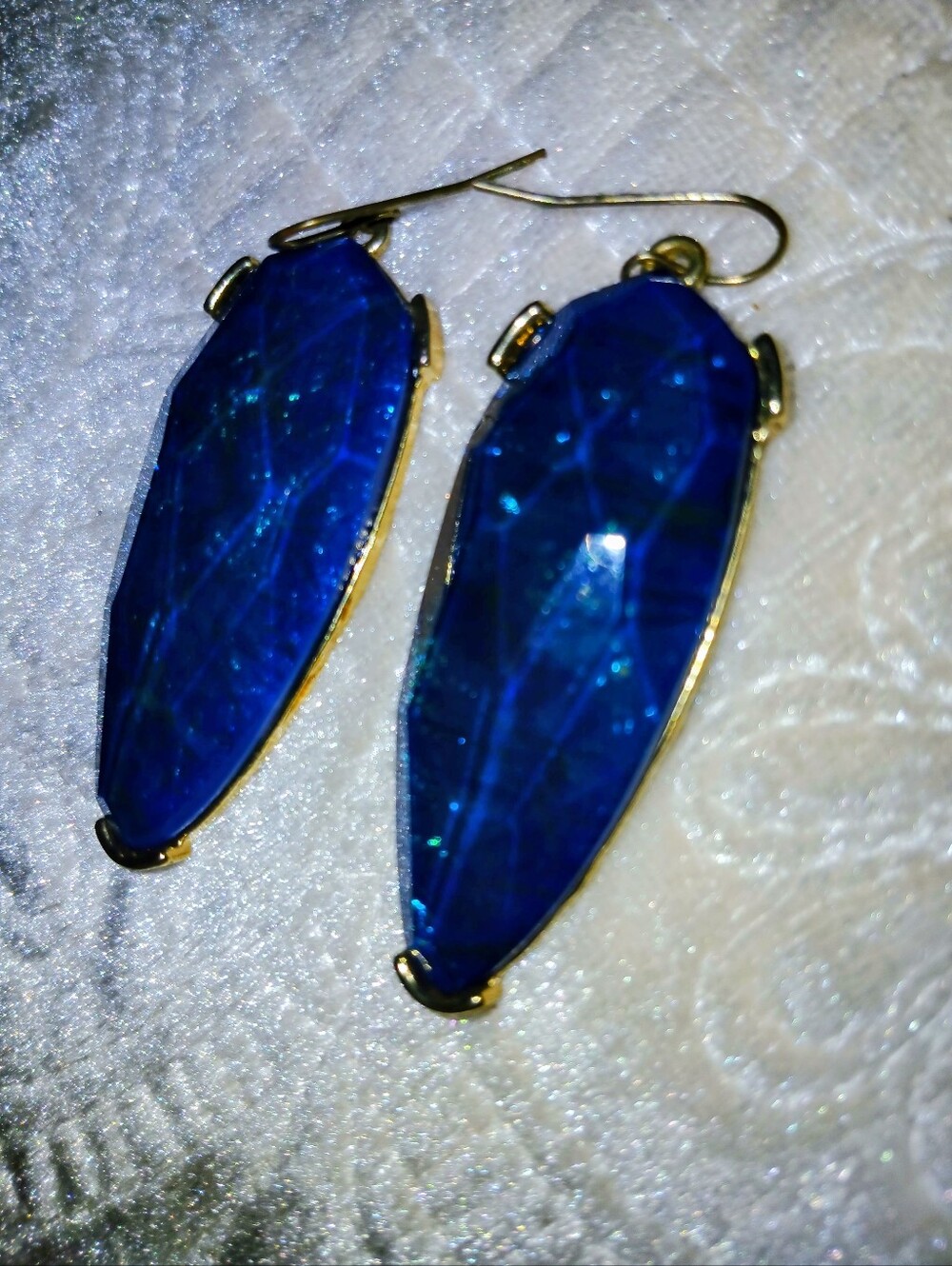 SHEIN Deep Blue Faceted Teardrop Dangle Earrings with Gold Tone